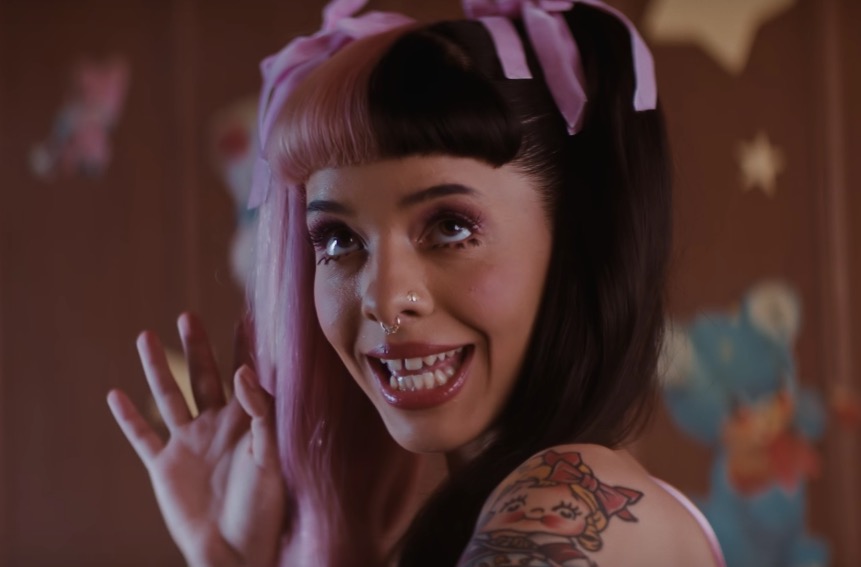  Melanie Martinez lanza otro loquísimo vídeo para ‘Pacify Her’