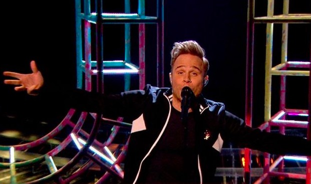  Olly Murs actúa en ‘The X Factor’ y rejuvenece a los miembros del jurado