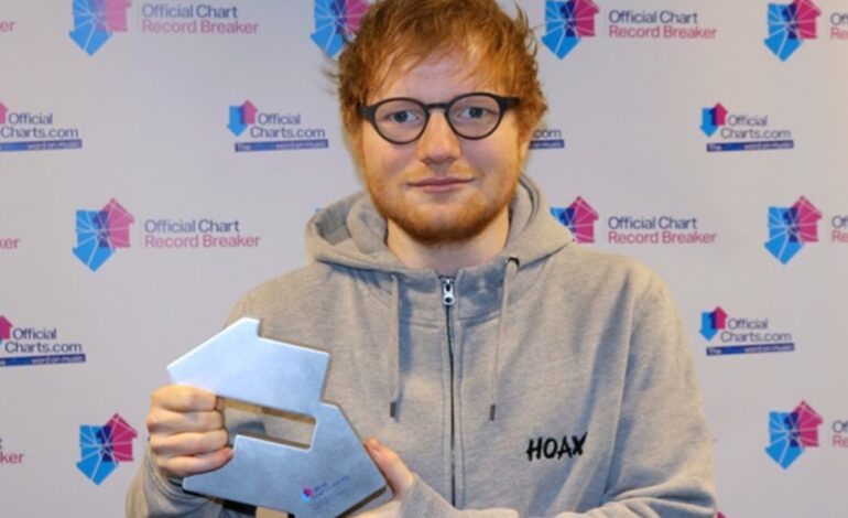  UK / Ed Sheeran barre a la competencia con más de 400.000 copias vendidas de sus singles