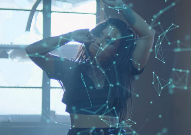  Demi Lovato, reina de la cierta ficción en el vídeo de ‘No Promises’ de Cheat Codes