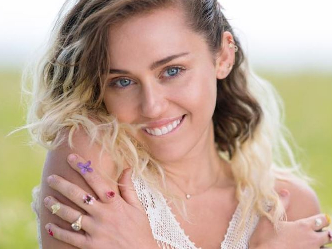  La reinvención de Miley Cyrus: ¿qué ha hecho bien y mal en ‘Malibu’?