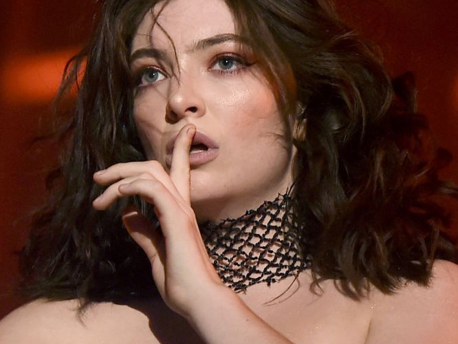  Lorde será #1 con ‘Melodrama’, pero se la pega con las ventas de su nuevo álbum