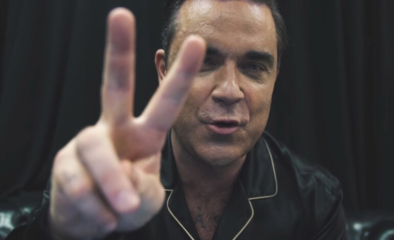  Robbie Williams y su culo anuncian el lanzamiento de ‘Under The Radar Vol. 2’