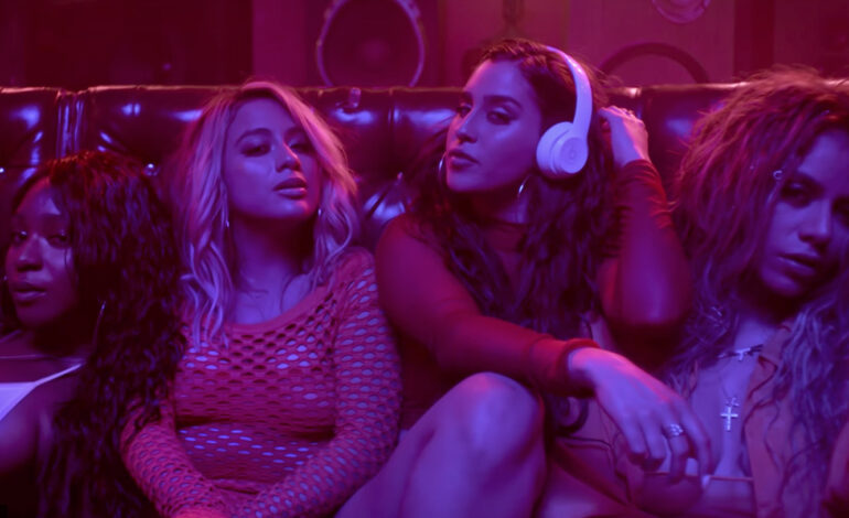  Fifth Harmony siguen tirando de sexo, aceite y carnaza en ‘He Like That’