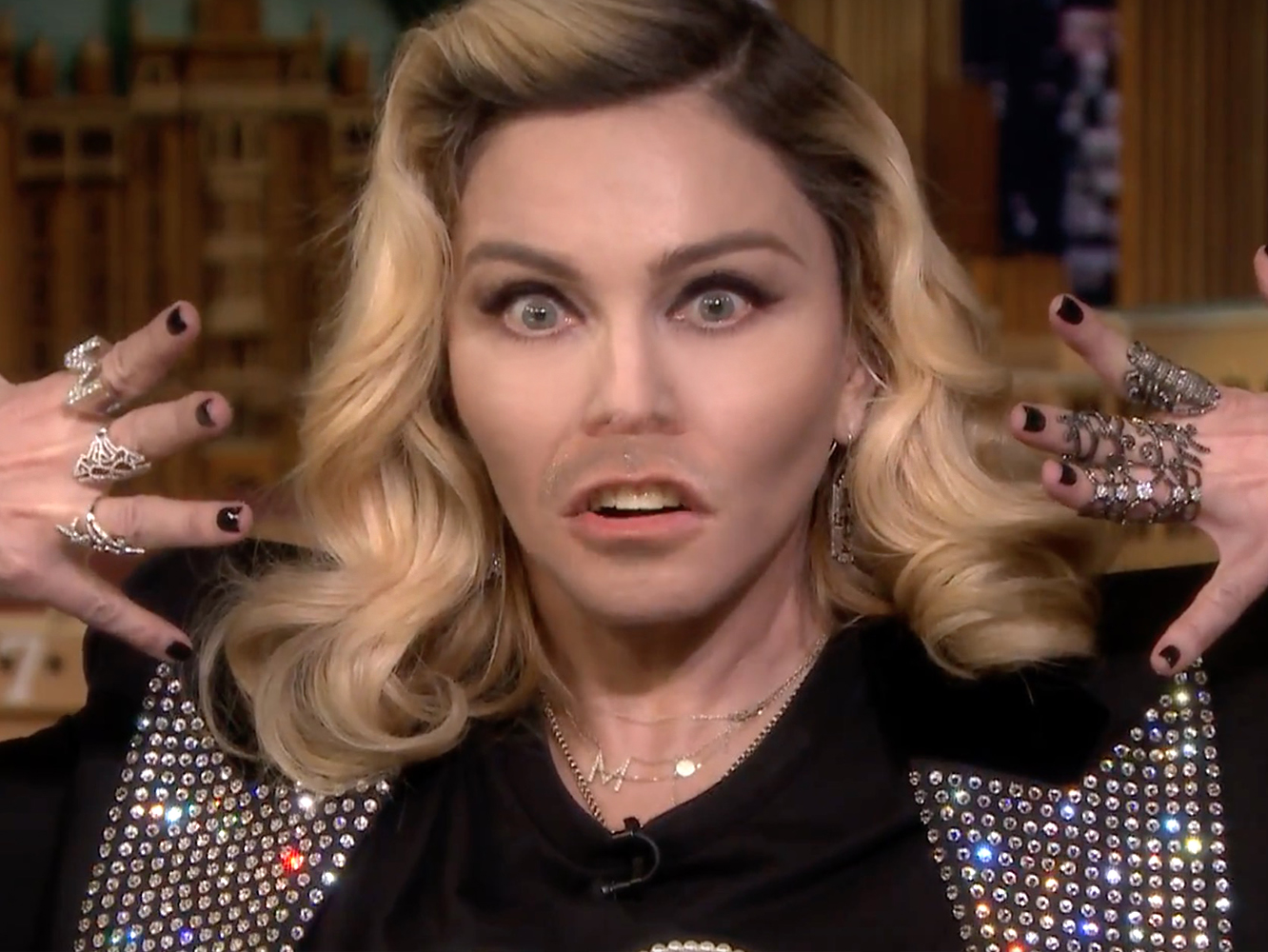  Madonna «imita» a su prima la de cuenca en el show de Jimmy Fallon
