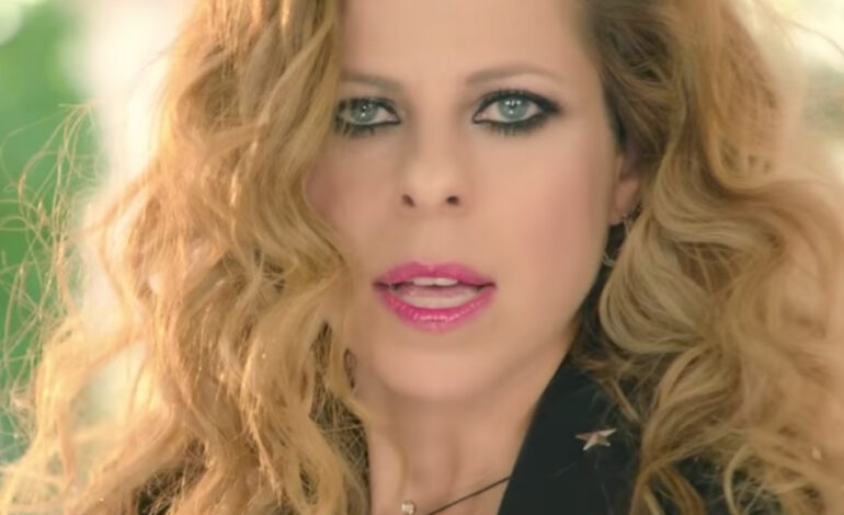 El vídeo para ‘La Tormenta’ de Pastora Soler es tan clasicón como el propio single