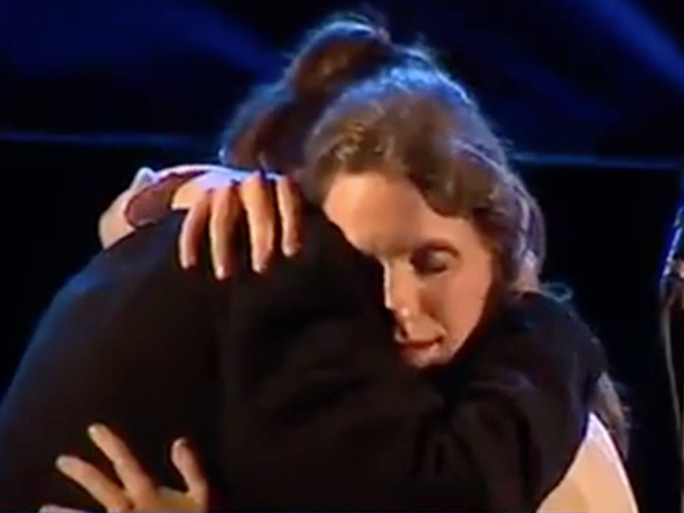  Salvador Sobral rompe a llorar en su concierto de despedida