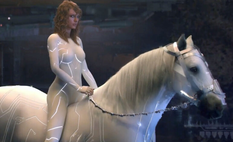  Taylor Swift cambia de personalidad en cada plano del vídeo de ‘…Ready For It?’