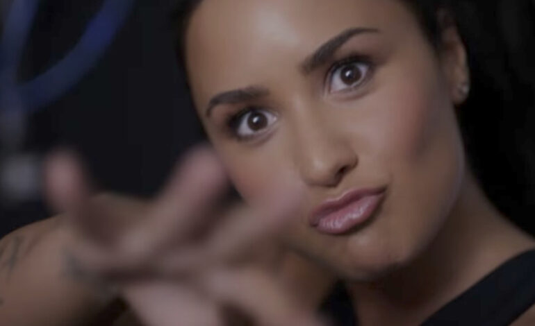  Demi Lovato presenta el tráiler para ‘Simply Complicated’, su documentaripé