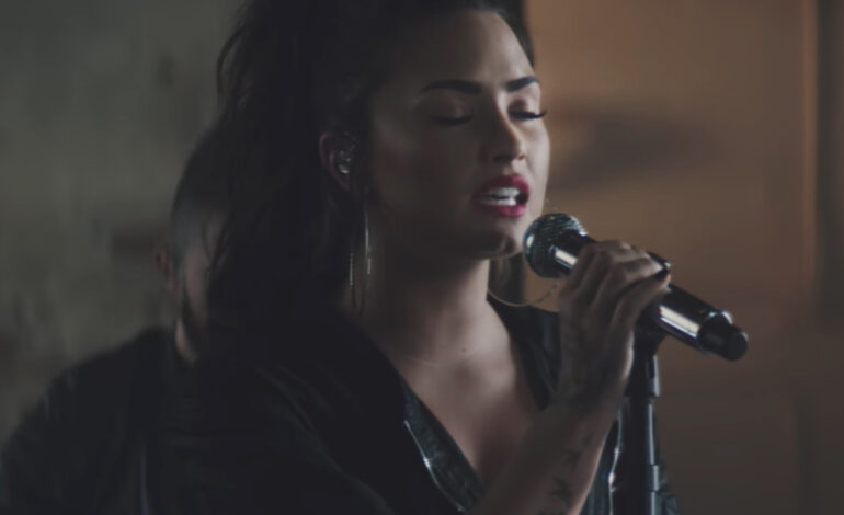  Demi Lovato brilla en la presentación de su nuevo álbum en un especial de Vevo