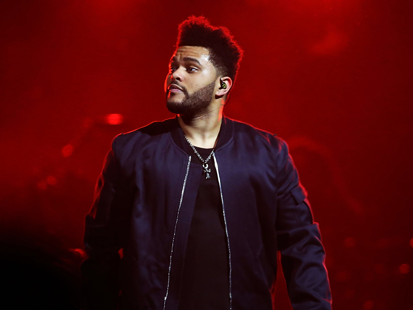  The Weeknd dejará de colaborar con H&M tras publicarse un desafortunadísimo posado