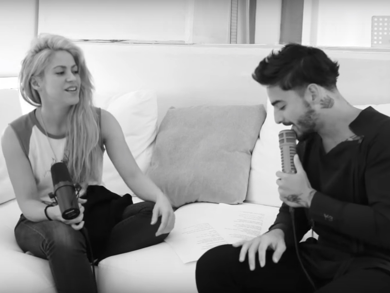 Shakira comparte un vídeo junto a Maluma cantando ‘Trap’ en el estudio