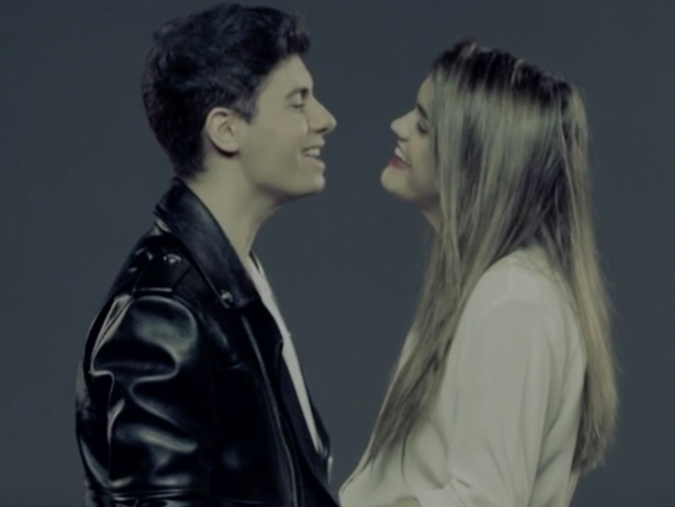  Amaia y Alfred sienten que vuelan por primera vez en el vídeo oficial de ‘Tu Canción’