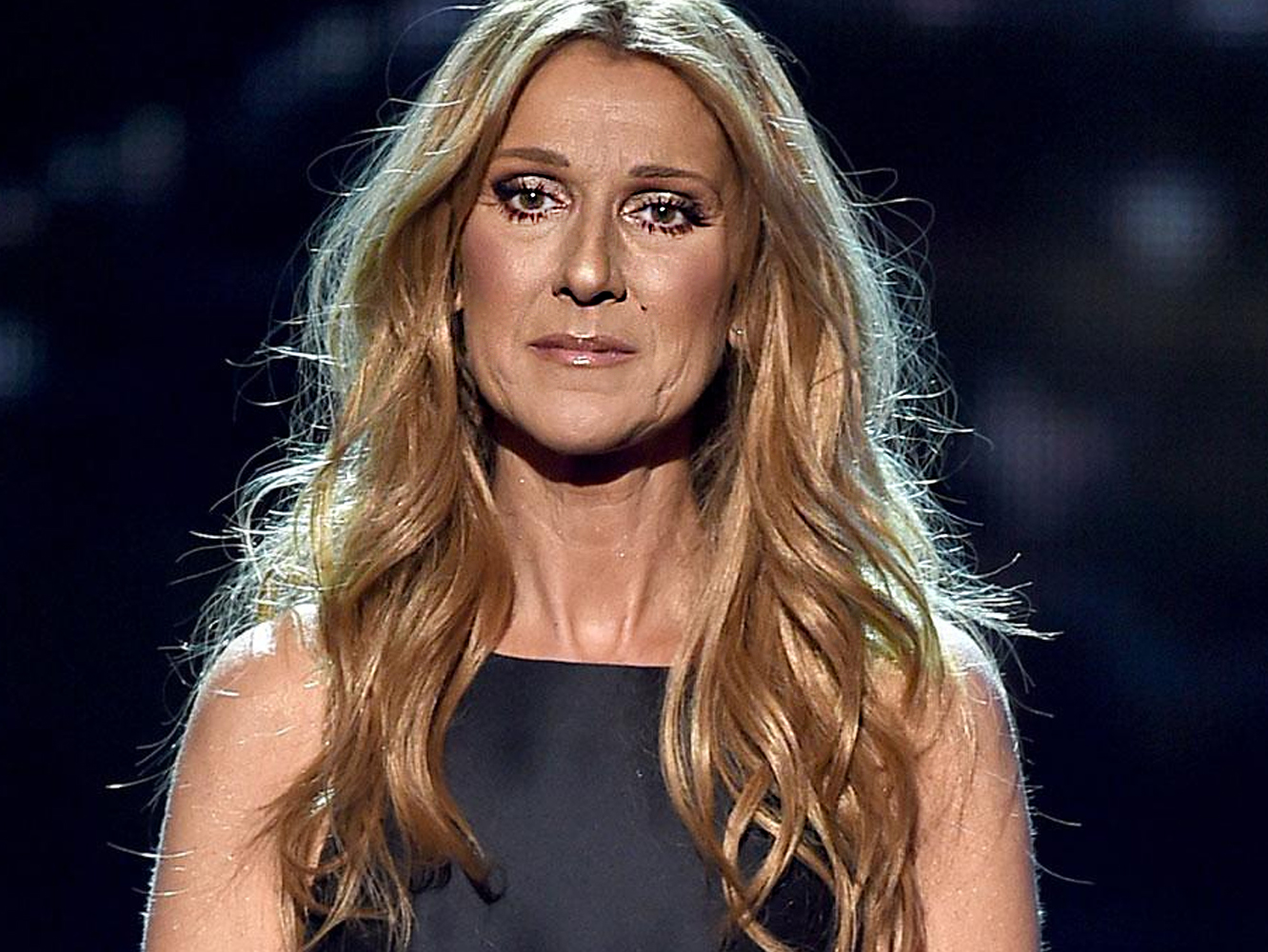  Celine Dion estaba perdiendo audición y cancela su show en Vegas para operarse