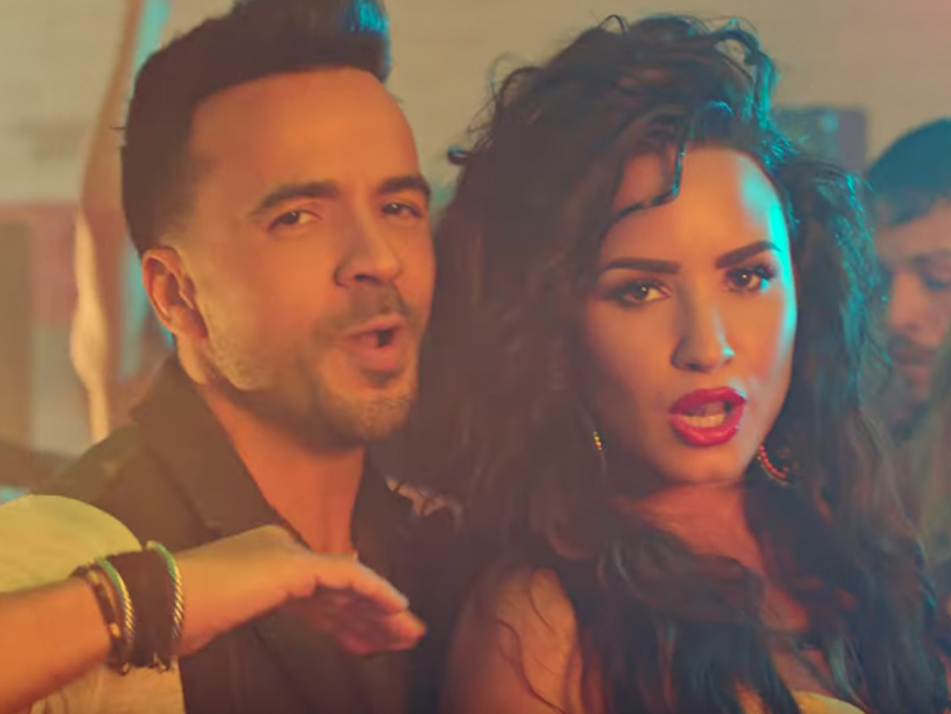  Luis Fonsi y Demi Lovato lanzan ‘Not On You’, la versión en inglés de ‘Échame La Culpa’