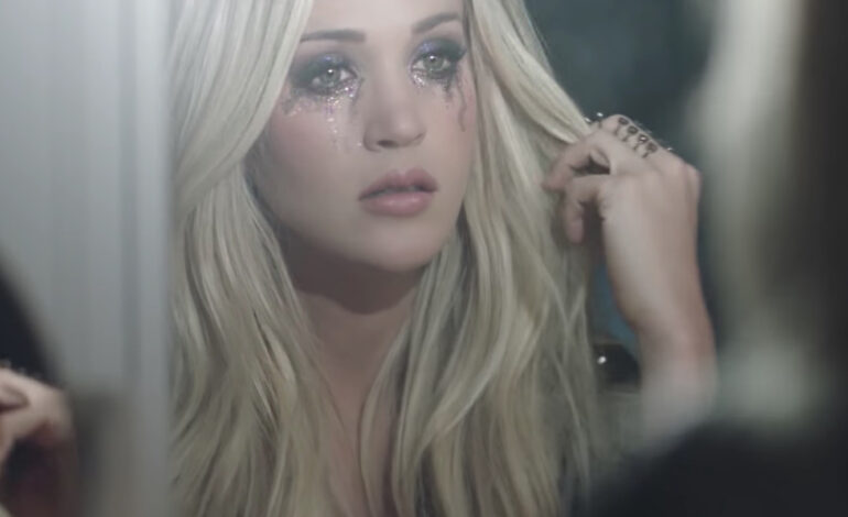  Lacrimogenia chic: vídeo para ‘Cry Pretty’ de Carrie Underwood