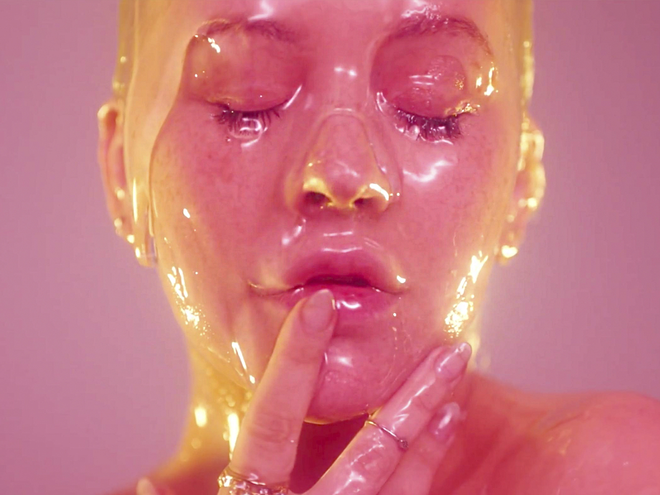 ‘Liberation’ | Christina Aguilera frotó, por fin, la lámpara de su ‘Genio Atrapado’