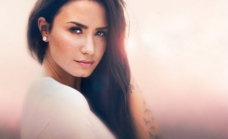  Youtube seguirá adelante con el documental de Demi Lovato, a pesar de su sobredosis