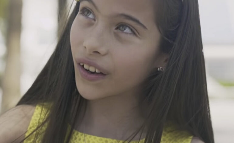  Dediquemos un pequeño instante a hablar del debut de Melani, ganadora de ‘La Voz Kids’
