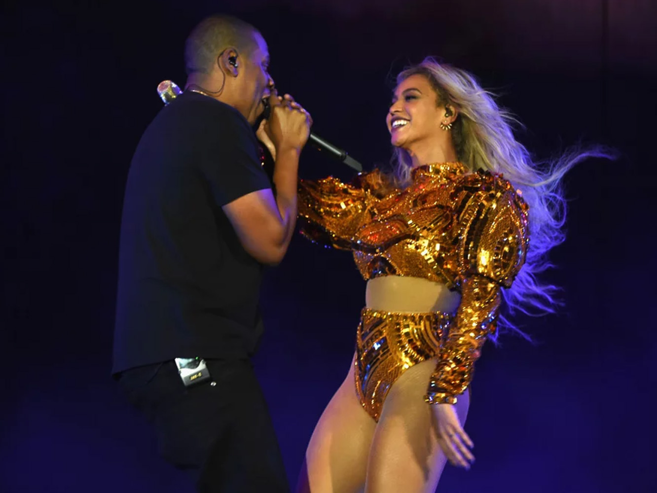  Confusión en el concierto Beyoncé y Jay-Z al subir un agresor al escenario