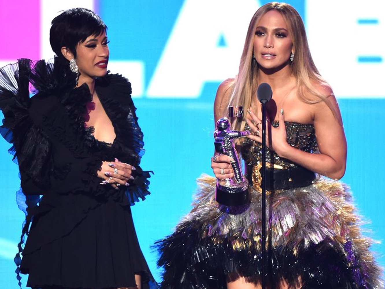  Premios VMA 2018 | Camila Cabello y Childish Gambino brillan | Ganadores + actuaciones