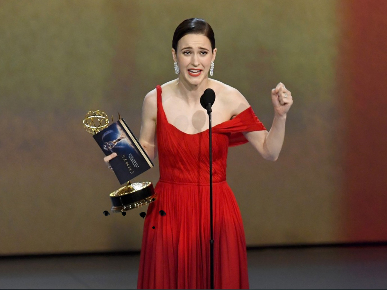  ‘The Marvelous Mrs. Maisel’ arrasa con 5 Premios Emmy 2018 y lidera la tabla de ganadores