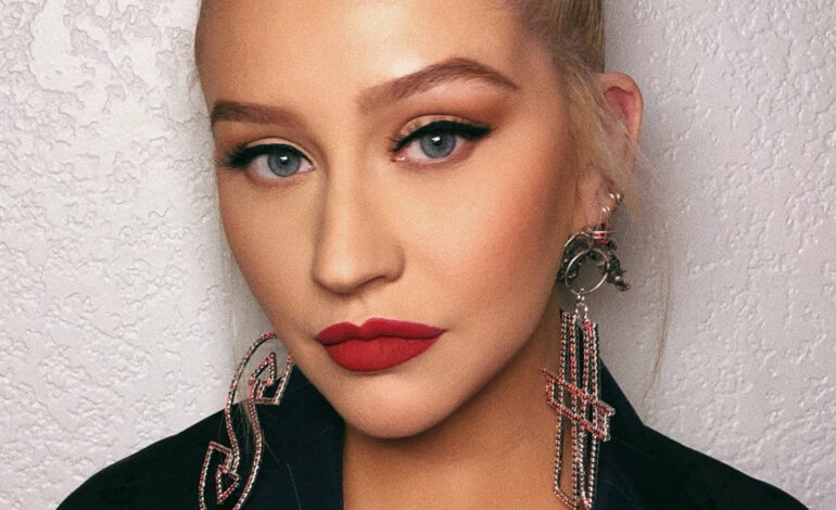 Christina Aguilera anuncia que tocará en más bares en 2019, con un disco “especial”