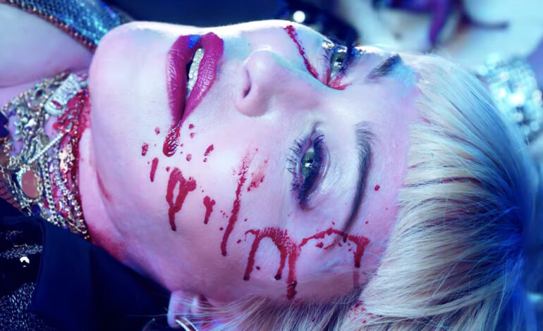  Brutal ‘God Control’ de Madonna: la cantante utiliza el vídeo para pedir el control de armas en US