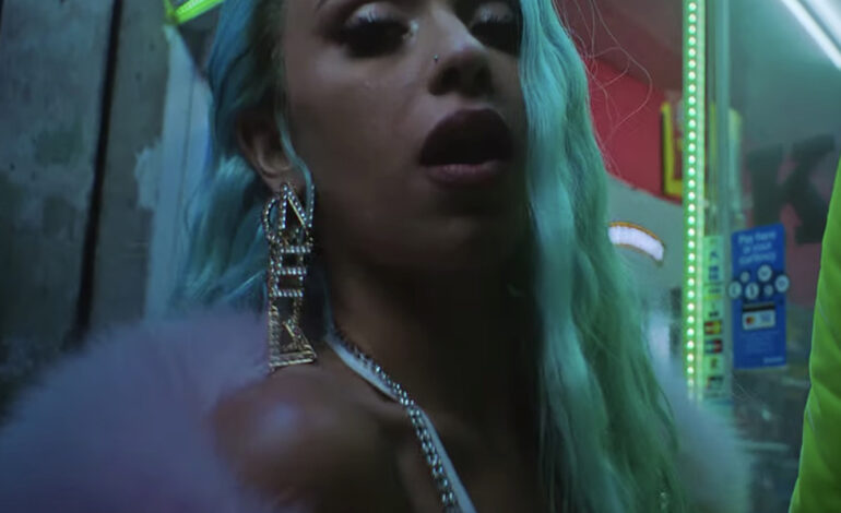  Urban La Pelopony, Bad Gyal, «lo mueve como J.Lo» (pista:no) en el vídeo de ‘Hookah’