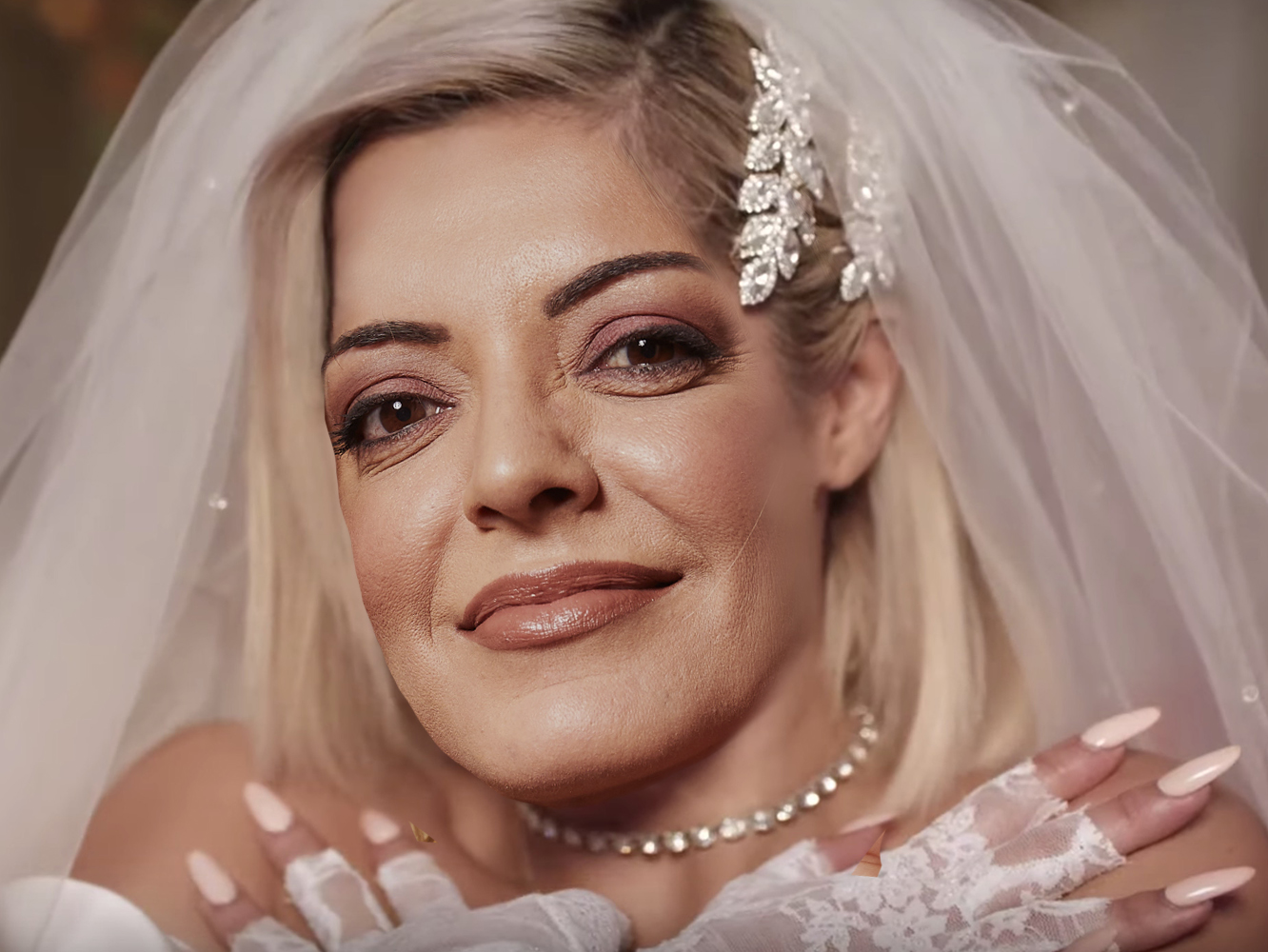  La chica para todo Bebe Rexha se desmadra en una boda a ritmo de Jax Jones en ‘Harder’