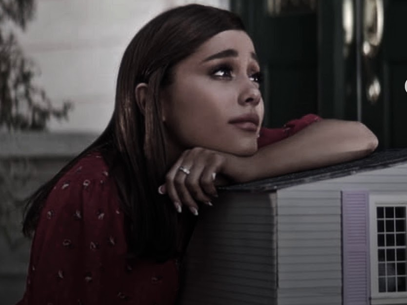  Demasiado Ariana, pero poco Grande: la banda sonora de ‘Charlie’s Angels’ sufrirá un abismal fracaso en listas