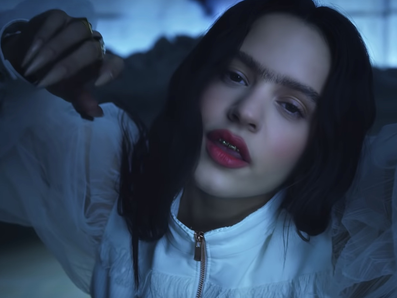 Rosalía se inspira en la Duquesa de Alba en el vídeo de su nuevo single, ‘A Palé’