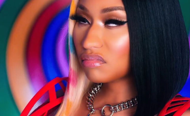  Nicki Minaj no se cansa de enfangar su carrera y colabora de nuevo con Ped6fil9 en ‘Trollz’