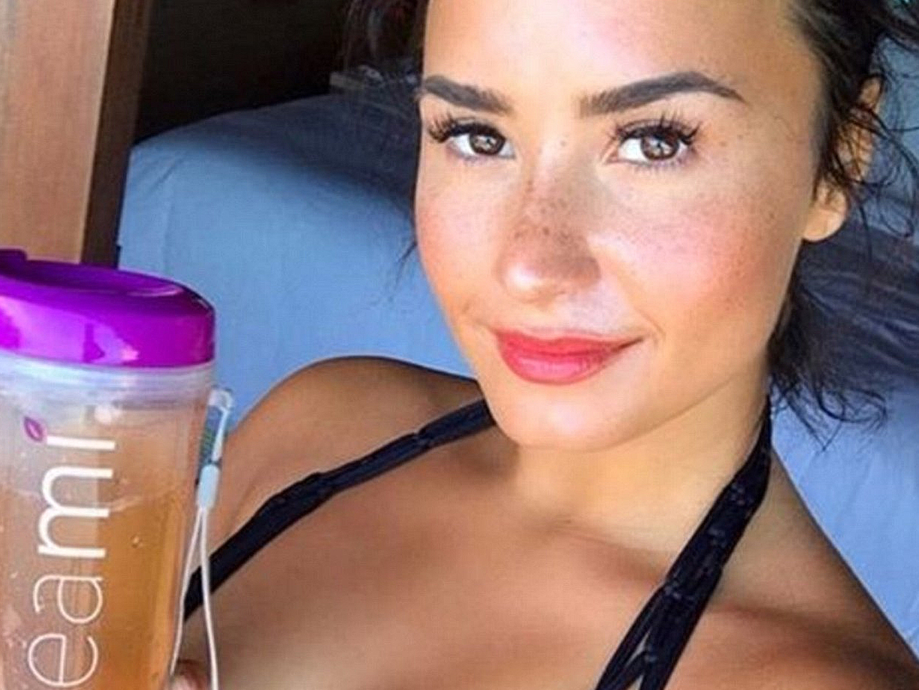  Demi Lovato pierde los papeles contra una heladería de Los Angeles en redes sociales