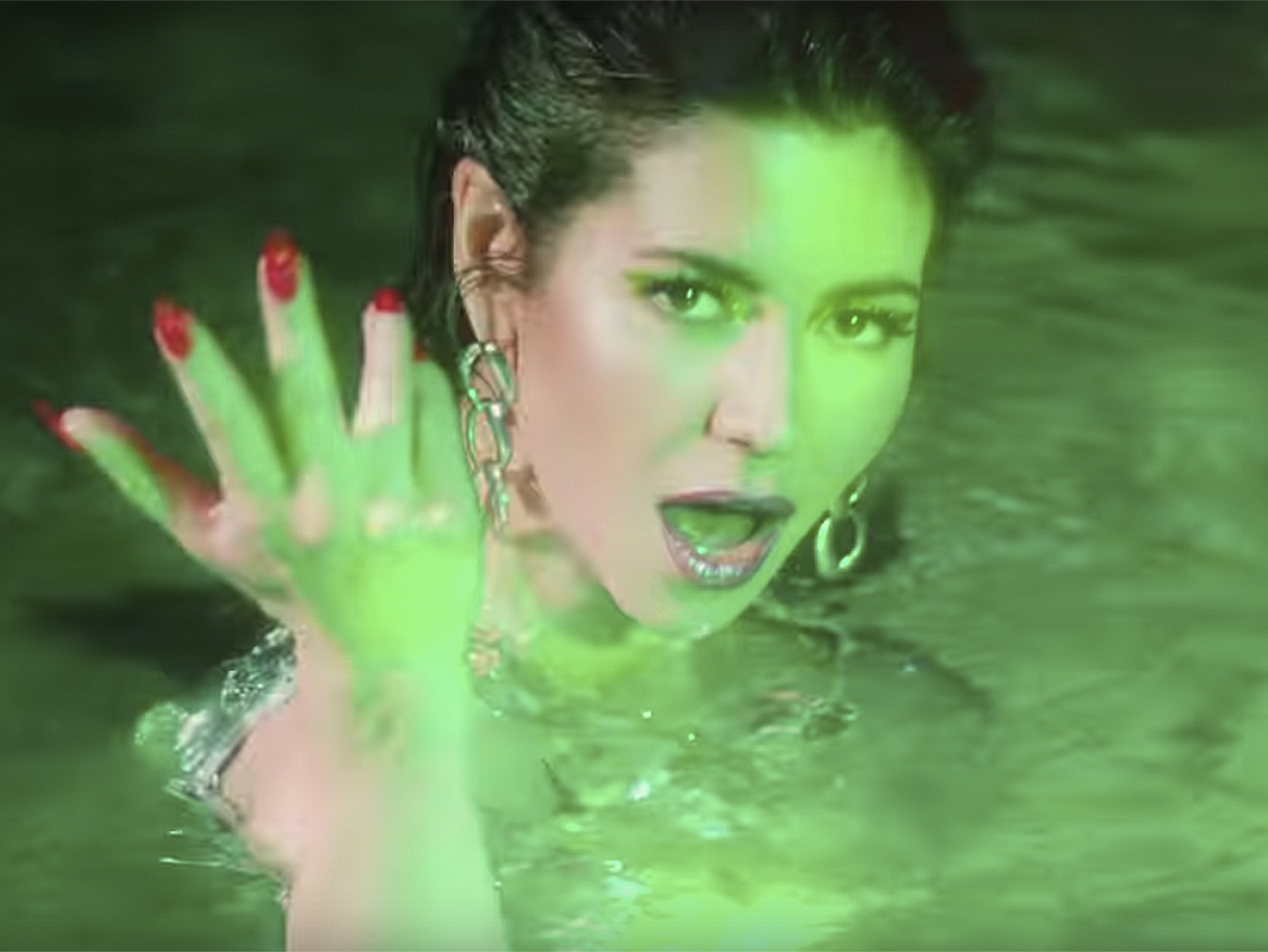 Marina saca a paseo su perfil activista, Natalia Oreiro y reina alt-pop en ‘Purge The Poison’