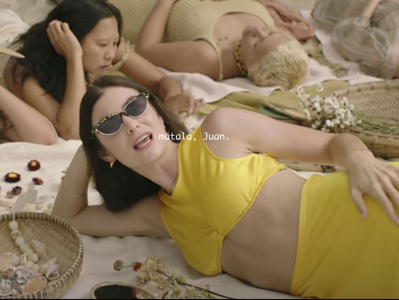  Lorde entre La Hierbas, Midsommar y la actuación de Soraya en ‘Mira Quién Salta’ en el vídeo de ‘Solar Power’