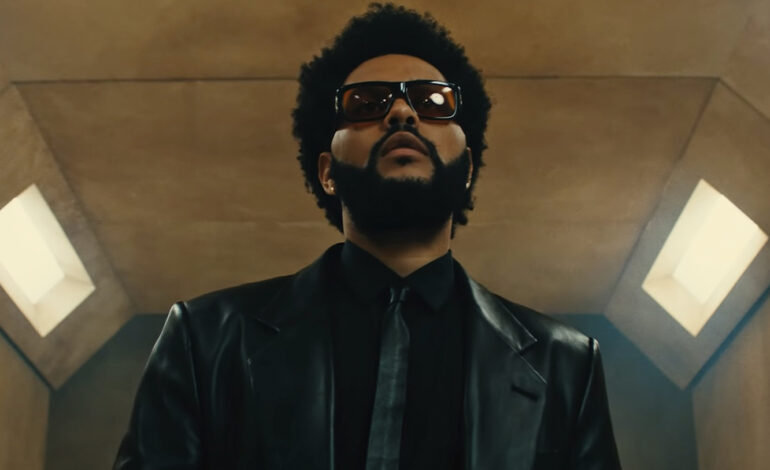  The Weeknd batalla contra Rapunzel en el vídeo de su brillante nuevo single, ‘Take My Breath’