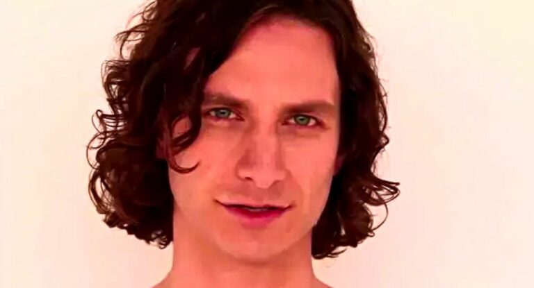 Gotye, literalmente somebody that we used to know