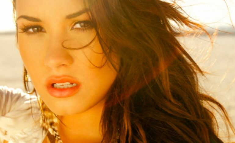  ‘Rascacielo’, la Demi Lovato que honraba ‘los suyas raíses latino’