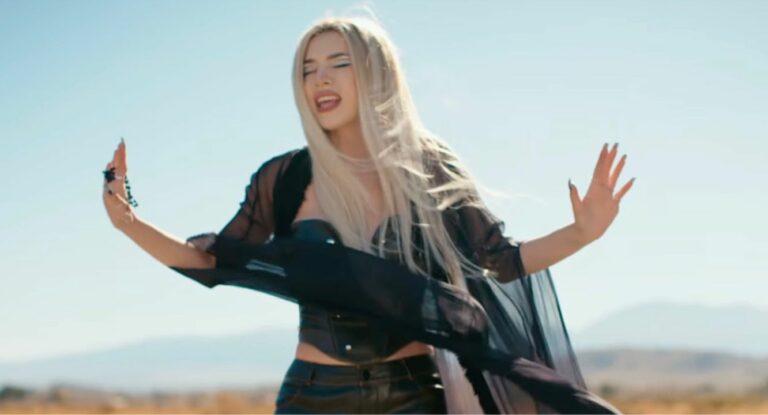 Kygo y Ava Max no tienen especial ‘Suerte’ con que sus pechos sean pequeños