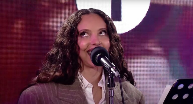 Jade pasa por el ‘Live Lounge’ dando una lección maestra sobre cómo exprimirlo