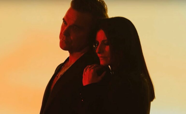  La FIFA arrastra a Robbie Williams y Laura Pausini al mayor bodrio de 2025