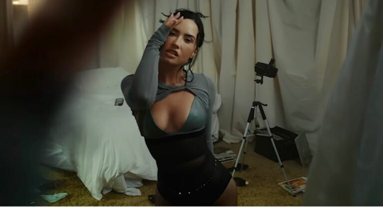 Por favor, hagamos caso a Demi Lovato: segundo temón y portadaza para su nuevo álbum