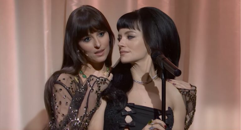 Lily Allen brilla en SNL con ‘Madeline’, ‘Sleepwalking’… y ¡Dakota Johnson!