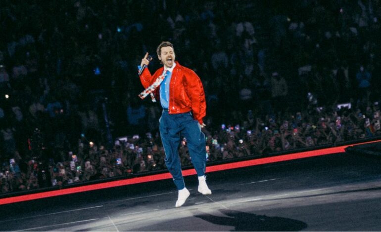  Después del disco que no se puede oír, Harry Styles crea la gira que no se puede ver