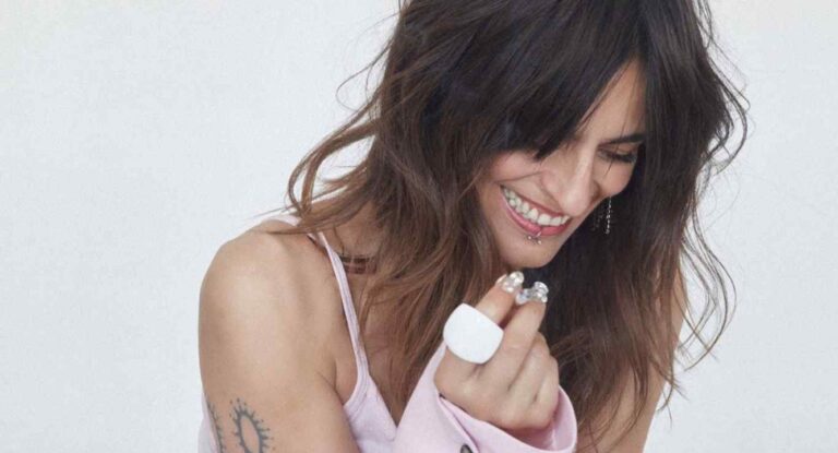 Mal que le pese a Bebe, ‘Malo’ siempre será un himno feminista