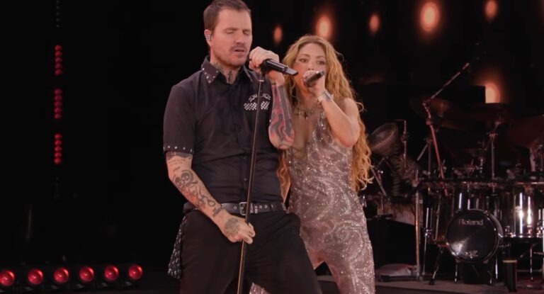 Shakira abre el micro con Laura Pausini, Dani Martin y Alejandro Sanz; lo cierra con Maluma